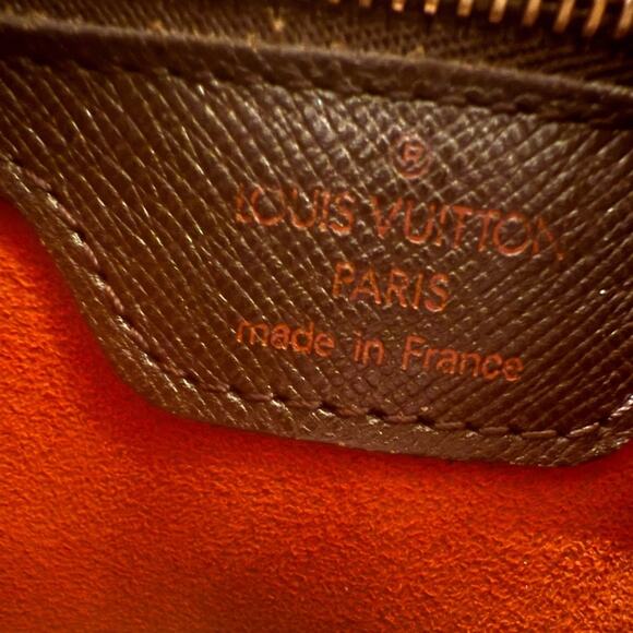 Authentic Louis Vuitton Damier Ebene Triana Leather Handbag VI0094 w/COA - Picture 12 of 16